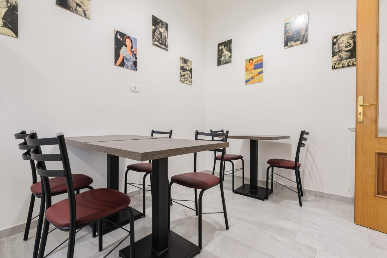 Via Aniello Falcone 72B Naples Extérieur photo